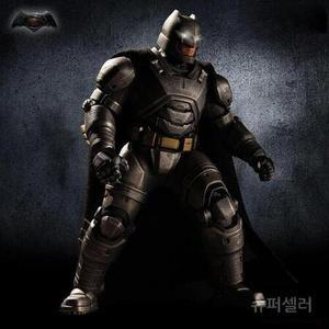 메즈코 토이즈 DC 저스티스 리그 배트맨 브루스 액션 피규어 6인치 Mezco DC 코믹스