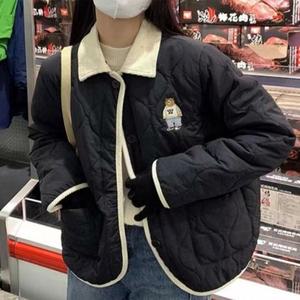 [오노마] ONM 곰돌이자수초경량점퍼 심플 곰돌이와펜장식누빔자켓(