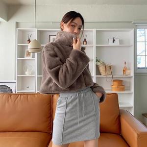 여성 카라 페이크 퍼 크롭 아우터 자켓