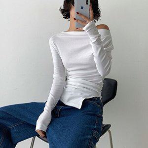 [옷자락]여자 오프숄더 셔링 슬릿 슬림핏 롱슬리브 면 티셔츠