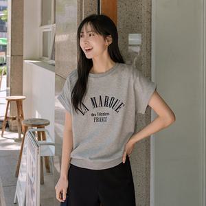 마르크 자수 반팔맨투맨