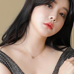 [핑크선물포장 쇼핑백] Bianca Surgical Steel Necklace / 서지컬(써지컬) 목걸이
