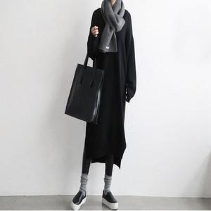 [오노마] ONM 원피스 브이넥 여자 모던룩 니트 루즈핏 옆트임