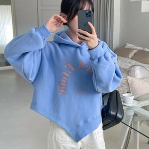 세븐제이스 여자 컷팅 크롭 기모후드티 레터링 박시 티셔츠
