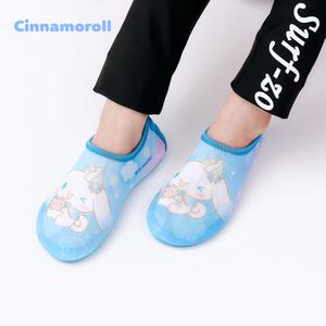시나모롤 퐁당 아쿠아슈즈`