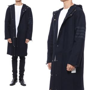 [롯데백화점]톰브라운 21FW 남성 사선 트윌 파카 코트 (MJT284A_06772_415_21F)