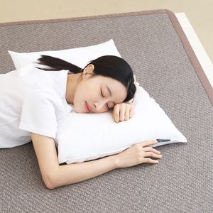 한일의료기 시원한 냉감 쿨링 러그 거실 여름 카페트 쿨매트
