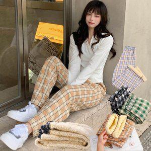 [옷자락]여자 겨울 포근 퍼 와이드 일자핏 기모 체크 팬츠_P349841270