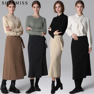 [쉬즈미스(SHESMISS)] 사이드 벨티드 미디 스커트