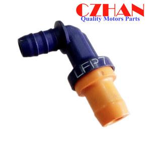 새로운 PCV 벤트 밸브 OEM LFP7 13 890 8S4Z6A666A for Ford Fusion Transit Connect Escape 09UP 크랭크 케이스 LFP713890 8S4Z 6A666