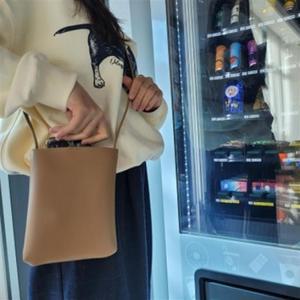 휴대폰가방 산책 운동 여행 핸드폰미니백 모카베이지