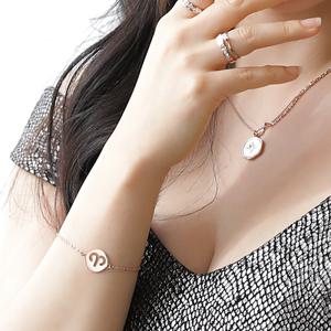 [핑크선물포장 쇼핑백] Talia Surgical Steel Bracelet / 서지컬(써지컬) 팔찌