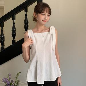 [코코블랑] 숄더 리본 슬리브리스 블라우스