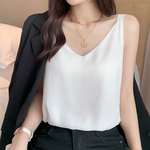 클래식 심플 베이직 브이넥 민소매 이너 블라우스