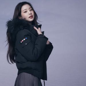 (역시즌/장원영착용) STOOKY S (스투키 S) 여성 크롭 숏 다운 자켓 DWW24551