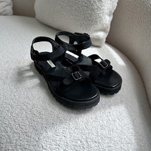 스웨이드 버클 로우 스트랩 샌들 블랙 세무 여름슈즈 230-250 굽2.5