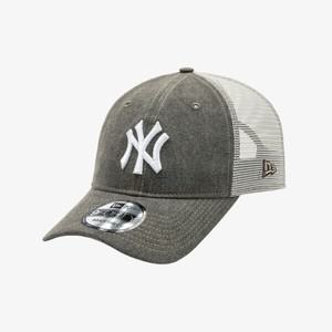 뉴에라 940UNST MLB 뉴욕 양키스 워시드 코튼 언스트럭쳐 트러커 볼캡 브라운/스톤 14561818