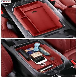 팔걸이 보관함 정리함 센터 콘솔 트레이 BMW 호환 7 시리즈 i7  G70 g11 에  깔판 고무