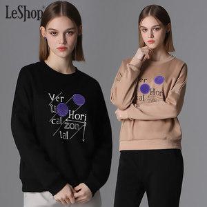 [르샵][르샵(LeShop)] 벨벳 패치 프린팅 맨투맨 (택가격 69000원)