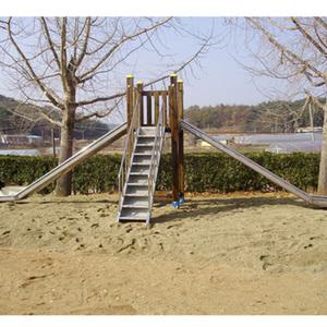 TK 오성 미끄럼틀 목재 OSP-451-3 1승2락 3100×2000mm 1승 2락 목재 ACQ 방부처리 스텐레스 학교 공원체육
