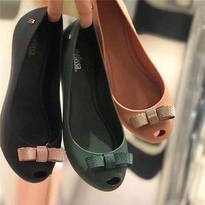 미들힐 리본 여성젤리슈즈 브라질 멜리사젤리슈즈(항공발송)