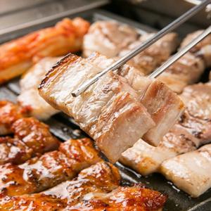 제주 제철진미 흑백돈육세트(냉장) (흑오겹살300g+흑목심300g+오겹살300g+목심300g+갈비찜용 500g)