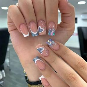24PCS 프레스 온 네일 짧은 핑크 스퀘어 핑거팁 프렌치 트림 프레스 온 네일 러브 디자인 스위트 네일 글리스텐 프레스 온 네일