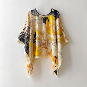 2023 새로운 실크 스카프 110x110cm 럭셔리 브랜드 디자이너 풀오버 스카프 프린트 헤드 대형 손수건 Hijab 목도리 여성 Bandanna Foula