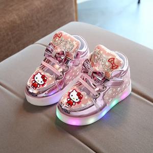 Sanrio 봄 가을 새로운 헬로 키티 깜박이는 불빛 소녀 캐주얼 신발 LED 멜로디 운동화 소년 소녀 신발 운동화
