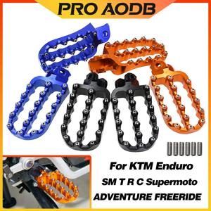 오토바이 CNC 발 받침 페그 발판 Footpeg For KTM 690 790 890 950 990 1050 1090 1190 1290 Adventure Supermoto S T SMC R