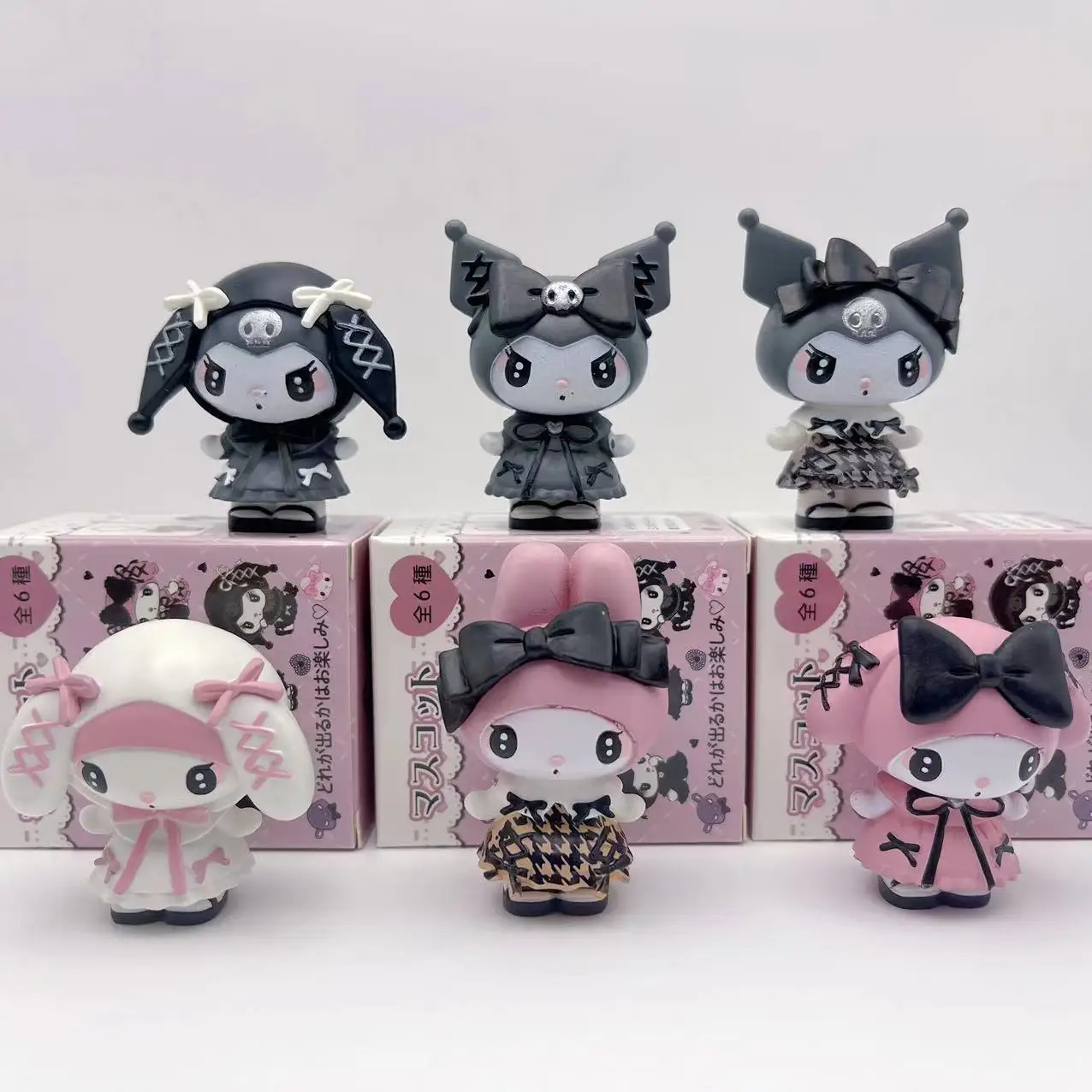Sanrio 블라인드 박스 Kuromi 마이 멜로디 만화 캐릭터 피규어 인형 서프라이즈 백 귀여운 모델 팬 컬렉션 장난감