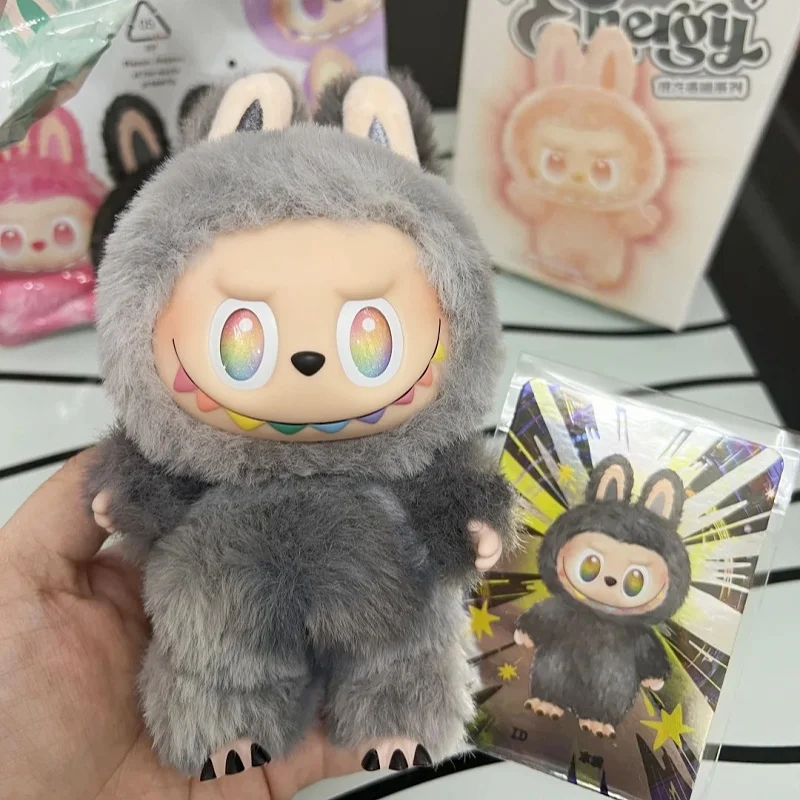 고품질 1:1 복제 Labubu 에너지 시리즈 Bilind 상자 Labubu V3 비닐 펜던트 인형 장난감 귀여운 괴물 생일 선물