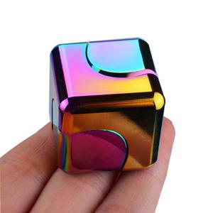 Hot Square Fidget Spinner EDC 장난감 금속 회전 큐브 Antistress 손가락 자이로 스코프 핸드 스피닝 벤트 성인 키즈 데스크 게임 선물