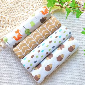 4 개/갑 100% 코튼 플란넬 기저귀 Supersoft 수신 아기 담요 신생아 랩 만화 아기 침대 시트 인쇄 담요 Swaddle