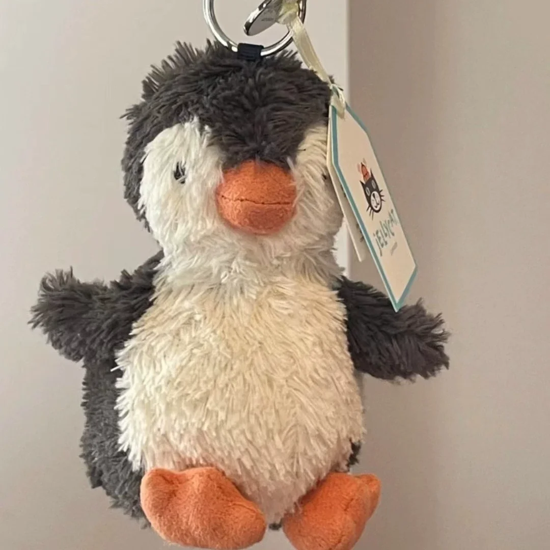 새로운 Jellycat 땅콩 펭귄 가방 장식 플러시 장난감 선물 키 체인 귀여운 인형 펜던트 사랑스러운 펭귄 인형 휴일 생일 선물