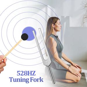 528Hz 튜닝 포크 벨벳 가방 해머 및 청소 천으로 사운드 치유 명상을위한 알루미늄 합금 튜닝 포크