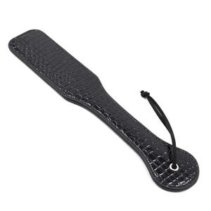 32cm 검은 밝은 가죽 패들 승마 작물 Flogger Horsewhips 스파이크 5.7cm 와이드 스팽킹 패들 슬래퍼 승마 박차