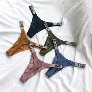 섹시한 여성 팬티 크리스탈 라인 석 속옷 피트니스 체육관 가죽 끈 낮은 상승 패션 Tanga 여성용 편지와 란제리를 밀어