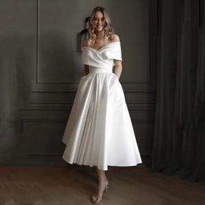 맞춤형 섹시한 A 라인 웨딩 드레스 Strapless Boho 웨딩 드레스 어깨에서 간단한 일반 백리스 레이스 업 Robe De Mariee
