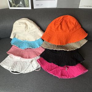 1PCS 새로운 어부의 모자 어린이 한국어 버전 털이 금속 편지 분지 모자 봄과 가을 레저 다목적 선 스크린