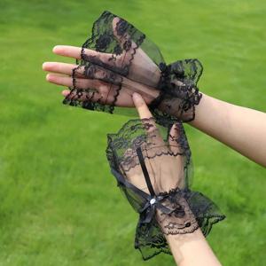 패션 짧은 손목 슬리브 클래식 블랙 레이스 SunScreen 패션 중공 손목 커프스 팔찌 여성 Bowknot 핑거리스 장갑
