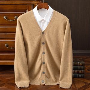 가을, 겨울 100% 메리노 울 캐시미어 코트 남성용 브이넥 가디건 캐주얼 솔리드 컬러 패딩 니트 코트 웜 코트