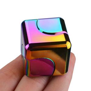 Fidget Spinner 금속 매직 큐브 손가락 끝 장난감 데스크탑 스퀘어 스피닝 탑 어린이 자이로 성인 어린이를위한 스트레스 릴리프 선물