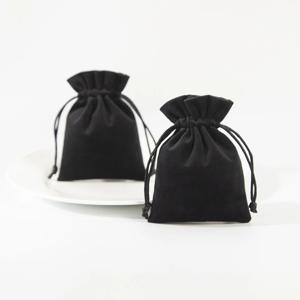 10 개/몫 작은 럭셔리 블랙 벨벳 Jewellry 포장 선물 파우치 7x9cm 8x10cm 벨벳 Drawstring 반지 귀걸이 주최자 가방
