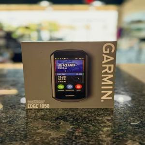 최신 Garmin Edge 1050 GPS 프리미엄 사이클링 컴퓨터 생생한 컬러 디스플레이 2개 구매 시 1개 무료 제공