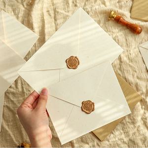 30 개/몫 19X13cm 봉투 고급 250g 종이 리넨 질감 봉투 엽서 Giftbox 메시지 포장 초대장 결혼식