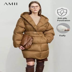 여성을위한 AMII 미니멀리스트 후드 다운 재킷 2024 겨울 새로운 따뜻한 오리 벨트 마그네틱 버클 루스 다운 코트 12424001