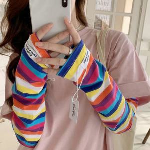 2PCs 여름 선 스크린 슬리브 다채로운 통기성 얼음 실크 운전 팔 슬리브 태양 보호 팔 커버 빠른 건조 팔 따뜻하게