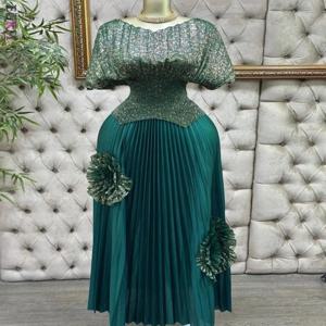 EGRM Pleated 2 조각 세트 여성 패션 V 넥 짧은 Batwing 반팔 불규칙한 밑단 탑 + 3D 꽃 a 라인 폴드 스커트 6R81