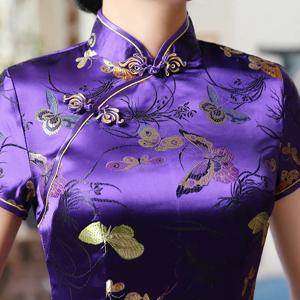 짧은 소매 긴 Qipao 보라색 브로케이드 새틴 Cheongsam 여성 섹시한 나비 꽃 Qipaos 중국 스타일 연회 가운 Vestidos